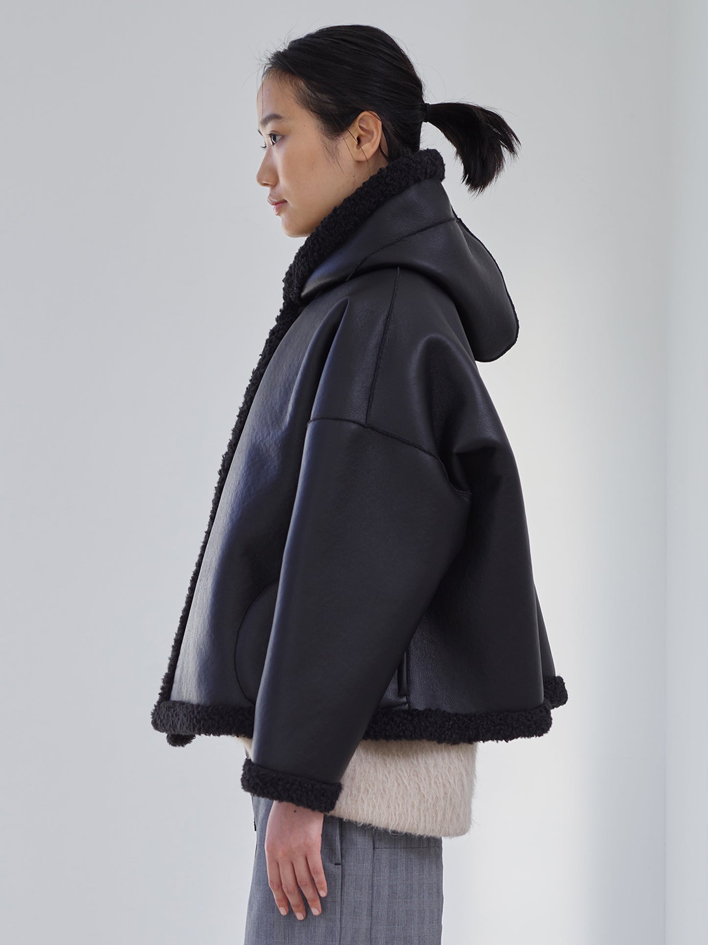 Eco Lether Short