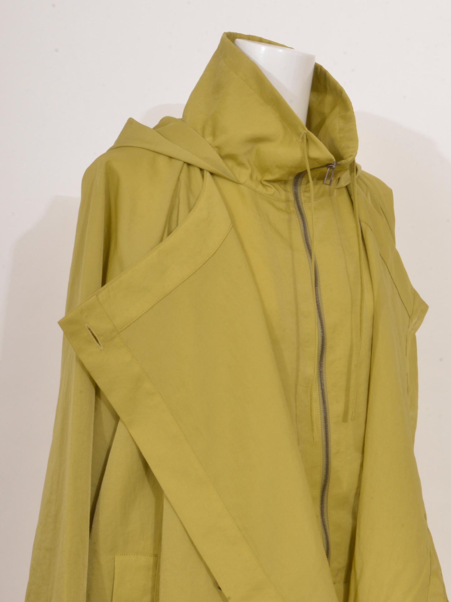 Nylon Twill Layered Short Coat